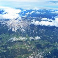 Flugwegposition um 10:28:00: Aufgenommen in der Nähe von Schladming, Österreich in 5944 Meter